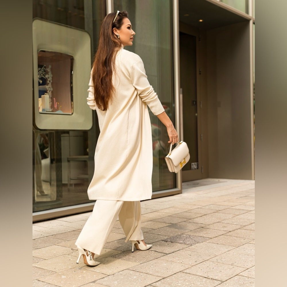 Elegant Cream Women 3 piece set pants, long cardigan, turtleneck sleeveless top - Picture 4 of 10